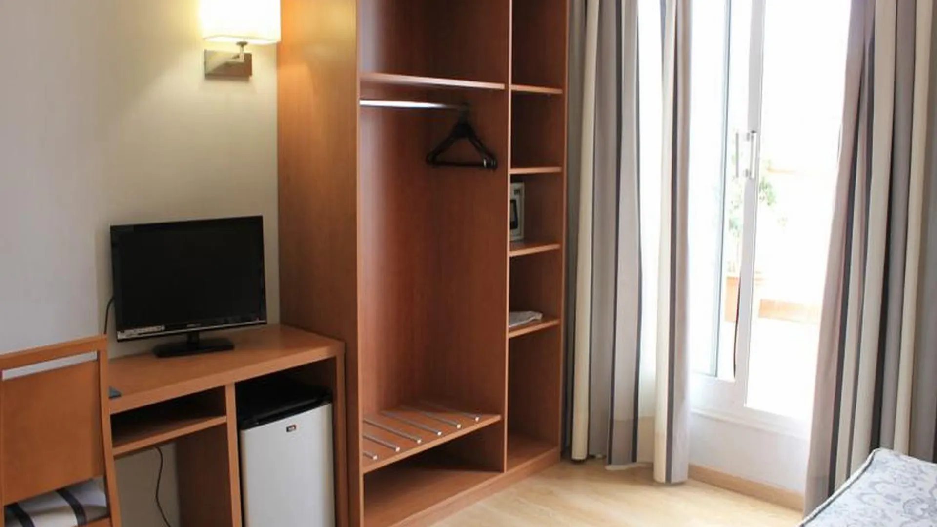 ***  Ramblas Hotel Barcelona Spanyolország